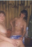 С голыми девчонками в бане 27 фото