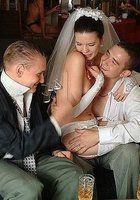 Озабоченные невесты раздвигают ножки 6 фотография