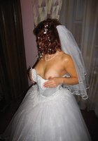 Стриптиз от озабоченной невесты 16 фото