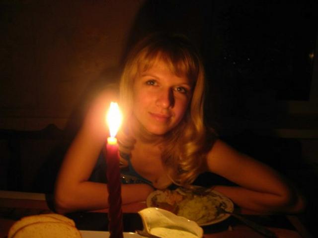 Отымел подружку после ужина со свечами 2 фотография