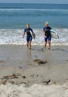 Лесбийские серфингистки занялись сексом 3 фото