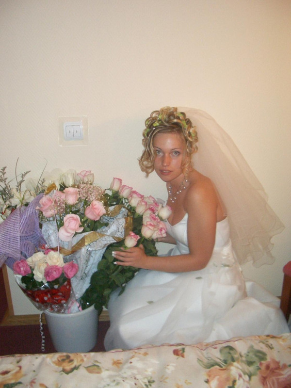 Свадебная эротика молодой невесты 2 фотография