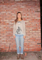 Неотразимая Ангелина сняла джинсы и показала писю на стройке 1 фотография