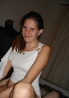 Молодая грузинка надела на себя клевое белье после ванны 23 фотография