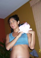 Беременная мексиканка шалит в свои тридцать семь лет 1 фото