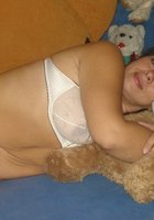 Голые жены с лишним весом показывают бюст и вагину 23 фотография