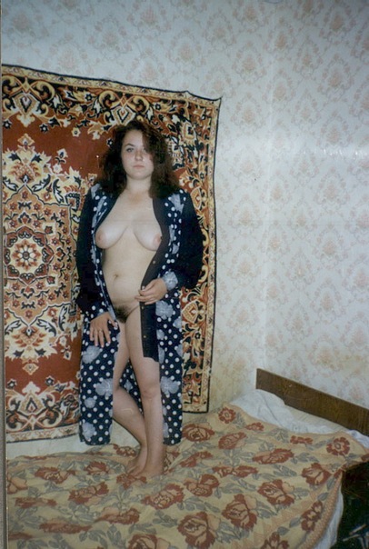 Голенькие прелестницы девяностых годов похвастались вагинами 7 фотография