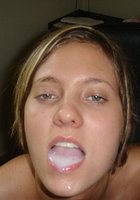 Любительница спермы кайфует когда ей кончают в рот 3 фото