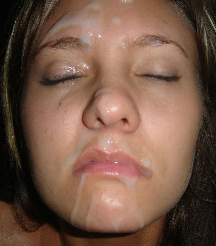 Любительница спермы кайфует когда ей кончают в рот 7 фотография