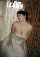 Голая невеста моется в ванной перед брачной ночью 2 фотография