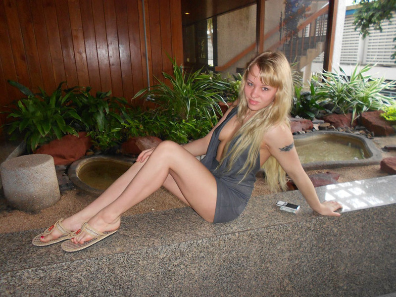 20-летняя модель Алина хвастается идеальным телом на съемках 7 фотография