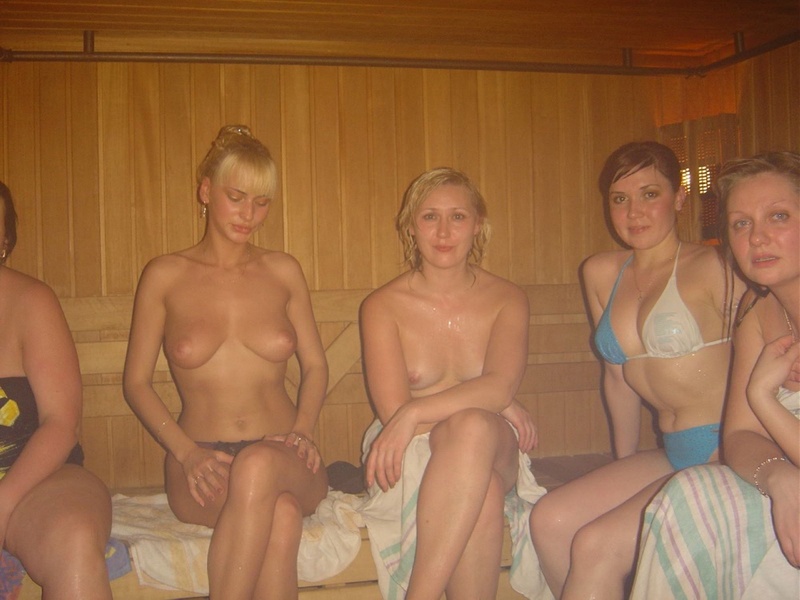 Пьяные лесбиянки отжигают в сауне 5 фотография