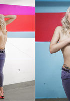 Милая блондинка работает моделью в эротическом журнале 6 фотография