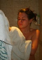Обнаженная Джейн купается в ванной 19 фото