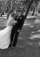 Невеста отсасывает писюн в лесу 1 фото