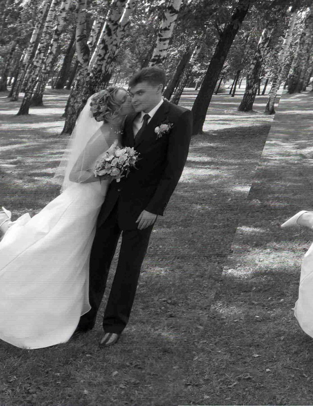 Невеста отсасывает писюн в лесу 1 фотография
