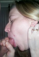 Полная блондинка получила сперму на губы от мужа 14 фотография