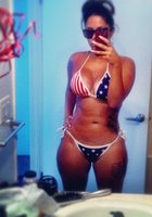 Толстая американка надела патриотичный купальник на прелести 15 фотография