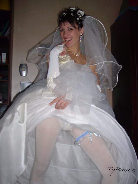 Пошлые невесты развратничают перед свадьбой 15 фотография