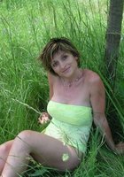 Женщина разделась на крыльце лесного домика 13 фото