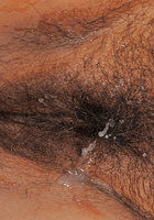 Перец кончил на волосатый лобок жирной латинки 16 фото