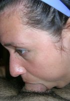 Брюнетка получила сперму на лицо в ванной 3 фото