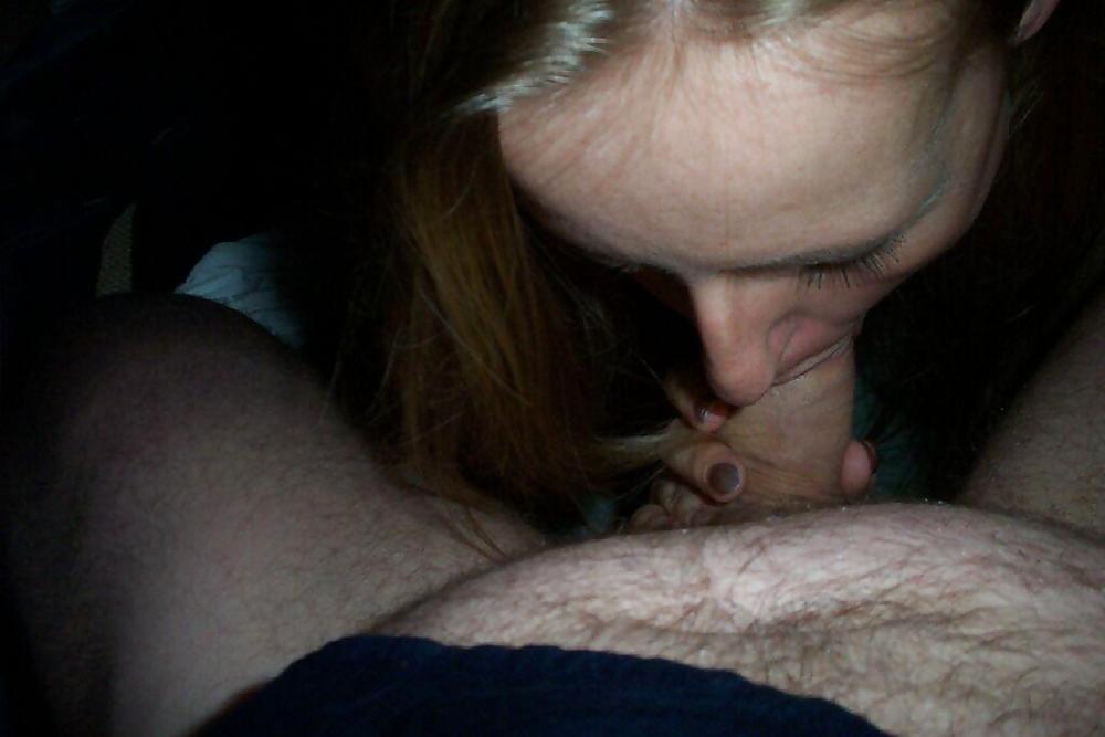 Шалашовка мастурбирует киску после секса с кавалером 7 фотография